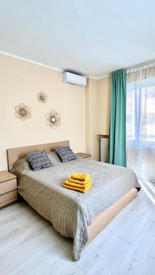 New Apartment, Near Metro Monte Grappa Turyn Zewnętrze zdjęcie