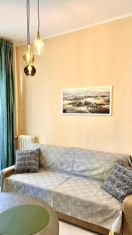 New Apartment, Near Metro Monte Grappa Turyn Zewnętrze zdjęcie